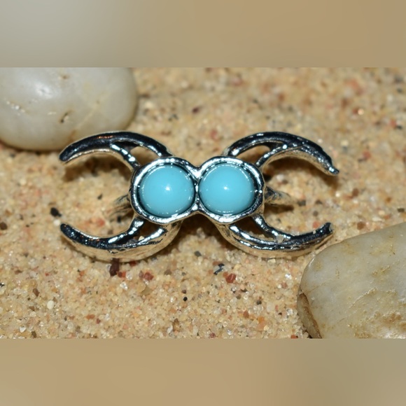 Dual Moon Faux Turquoise Ring - Picture 1 of 2